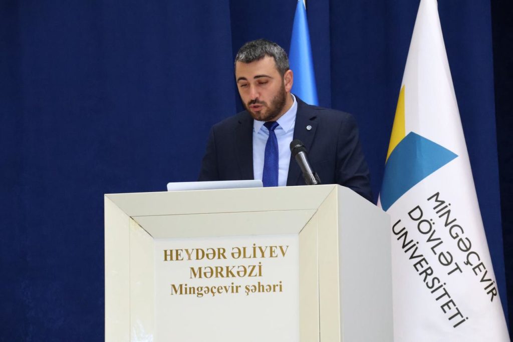 Davamlı İnkişaf Strategiyaları üzrə III Beynəlxalq Konfransda Ülvi Məmmədov elmi məqalənin təqdimatını edib